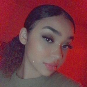 Meet your Posher, Shayla